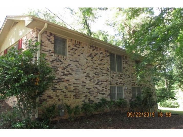 2392 Rockwood Way, Stone Mountain, GA 30087