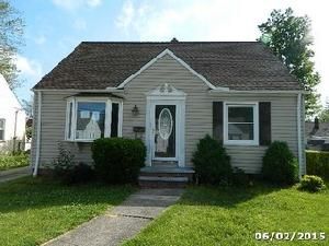 471 East 326th St, Eastlake, OH 44095