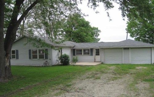 27506 Knief Rd, Rock Falls, IL 61071