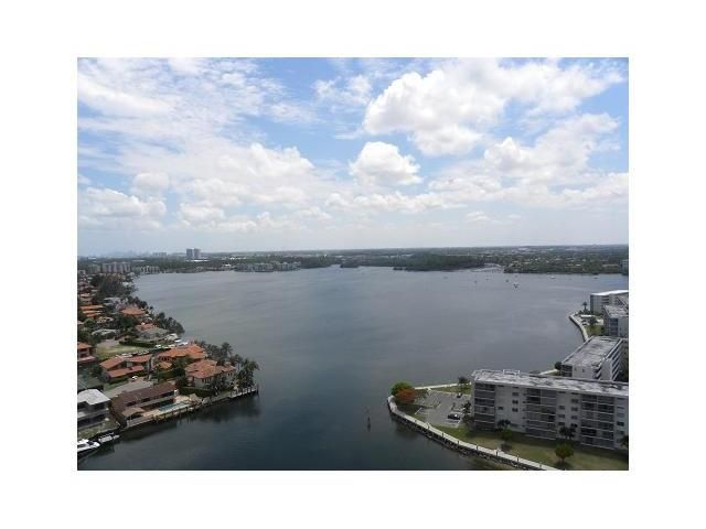 1000 ISLAND BL # 2310, North Miami Beach, FL 33160