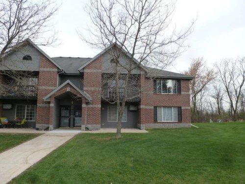 S75 W16665 Jacob Ct #35, Muskego, WI 53150