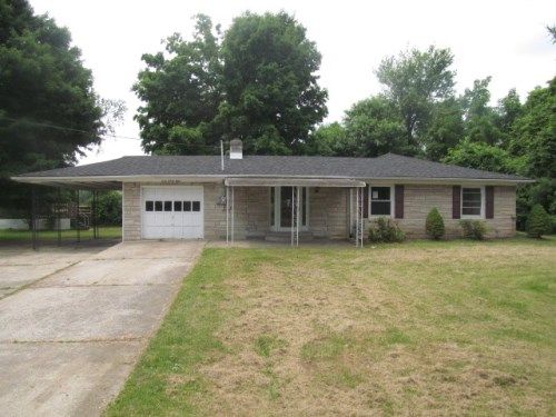 6028 Dutschke Rd, Louisville, KY 40272