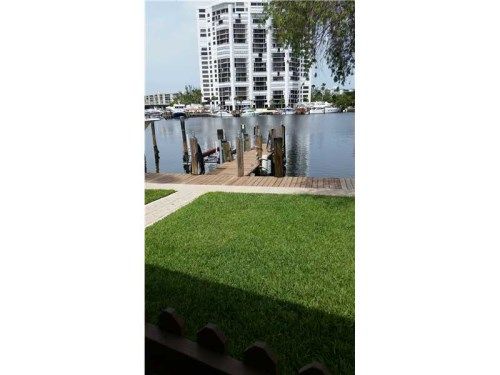 421 LESLIE DR, Hallandale, FL 33009