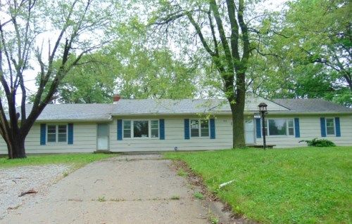 2203 N Whitney Rd, Independence, MO 64058