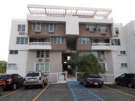 Monte Mayor Apt 1109, Guaynabo, PR 00969