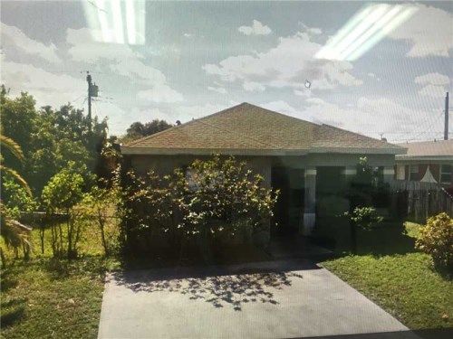 711 SW 3 PL, Dania, FL 33004