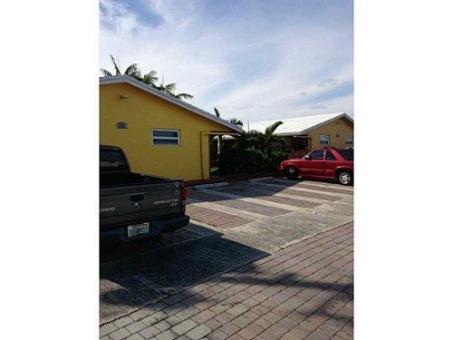 421 NE 3 # 5, Hallandale, FL 33009