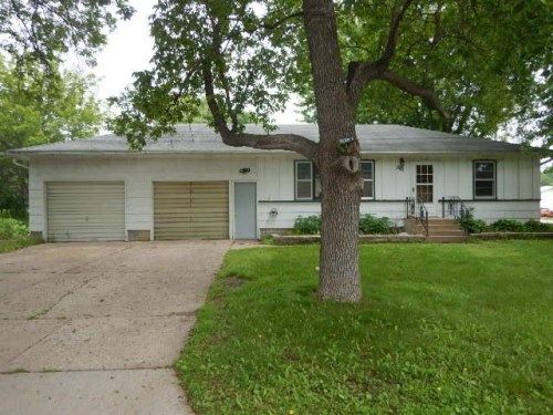 320 Flynn St, Faribault, MN 55021