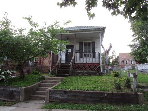 5911 Pennsylvania Ave, Saint Louis, MO 63111