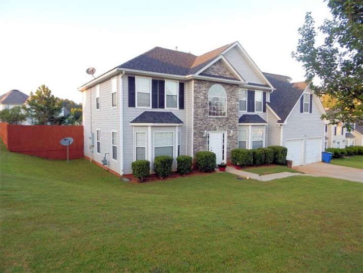 6128 Pomerania Trail, Stone Mountain, GA 30087