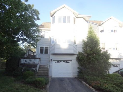 91 Orchid Ct, Toms River, NJ 08753