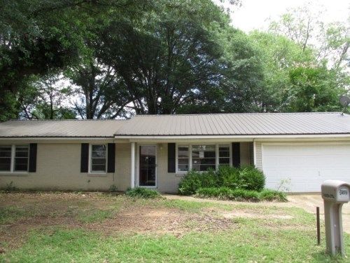 2409 17th Ave, Northport, AL 35476