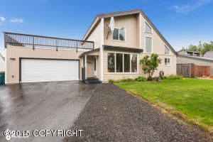 521 Ledora Circle, Anchorage, AK 99515