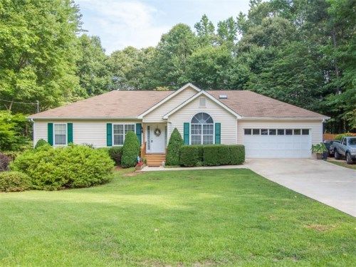 39 Michael Point, Dallas, GA 30157