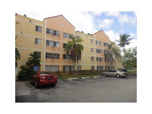 6195 NW 186 ST # 213, Hialeah, FL 33015