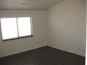 10400 Johncock Ave SW, Albuquerque, NM 87121