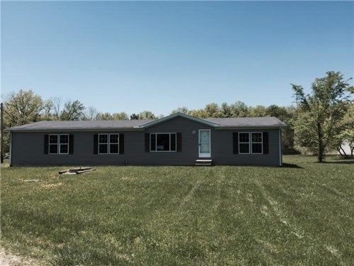 5696 Root Rd, Spencer, OH 44275