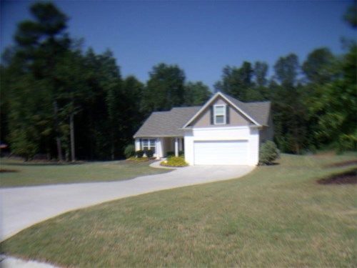 823 Kenwood Lane, Winder, GA 30680