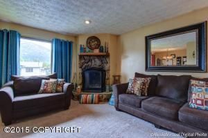 18635 N Lowrie Loop, Eagle River, AK 99577