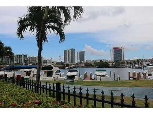 600 THREE ISLANDS BL # 1821, Hallandale, FL 33009