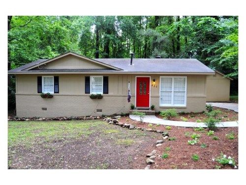 431 Spruce Drive, Pine Lake, GA 30072