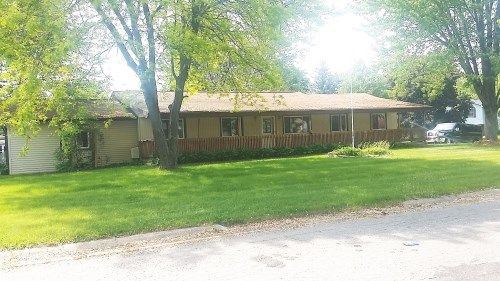 3310 Hammerberg Rd, Flint, MI 48507