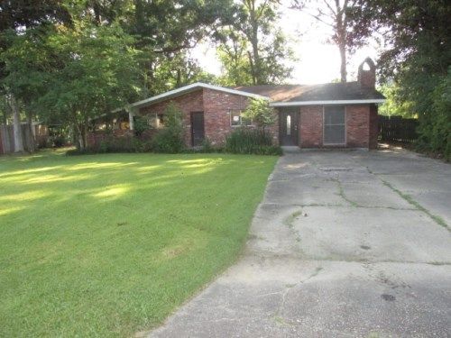 5111 Greenridge Dr, Baton Rouge, LA 70814