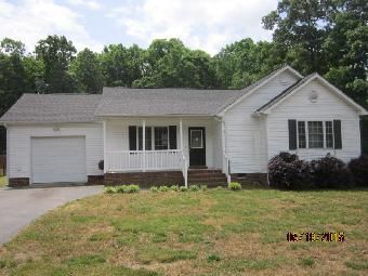 23007 Pheasant Ct, Petersburg, VA 23803