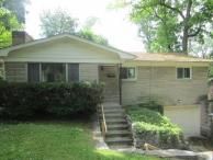 1921 10th St W, Anderson, IN 46016