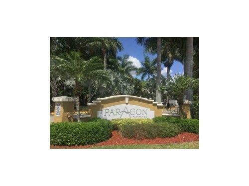 741 N PINE ISLAND RD # 204, Fort Lauderdale, FL 33324