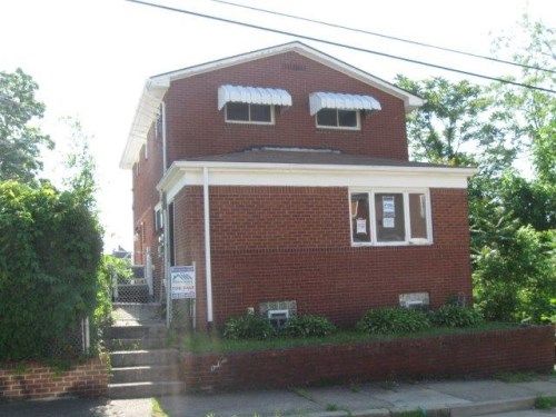 6 Kennedy St, Mc Kees Rocks, PA 15136