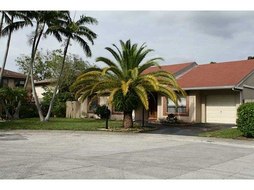 3911 NW 79 AV, Hollywood, FL 33024