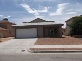 3289 Emerald Point Dr, El Paso, TX 79938