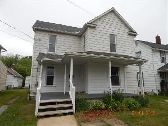 24 21st Street NW, Barberton, OH 44203