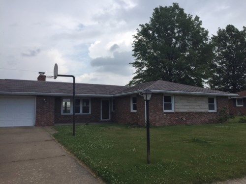 2734 E Colonial Ave, Terre Haute, IN 47805