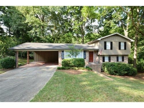 5832 Oakleaf Drive, Stone Mountain, GA 30087