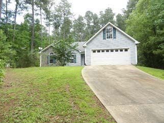 121 E Nuthatch Dr, Monticello, GA 31064