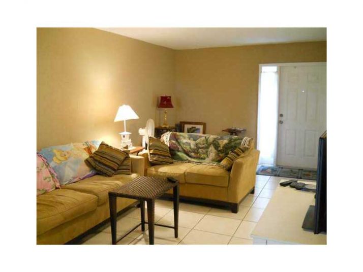 1320 SE 31 CT # 104-37, Homestead, FL 33035