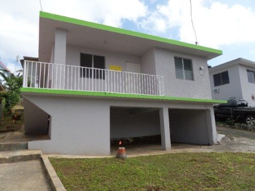 180 Barrancas Comm, Barranquitas, PR 00794