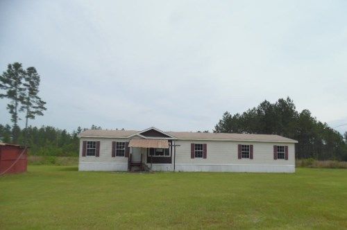 309 Hummingbird Ln, Ludowici, GA 31316