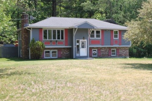 15 Saint Margarets Drive, Pelham, NH 03076