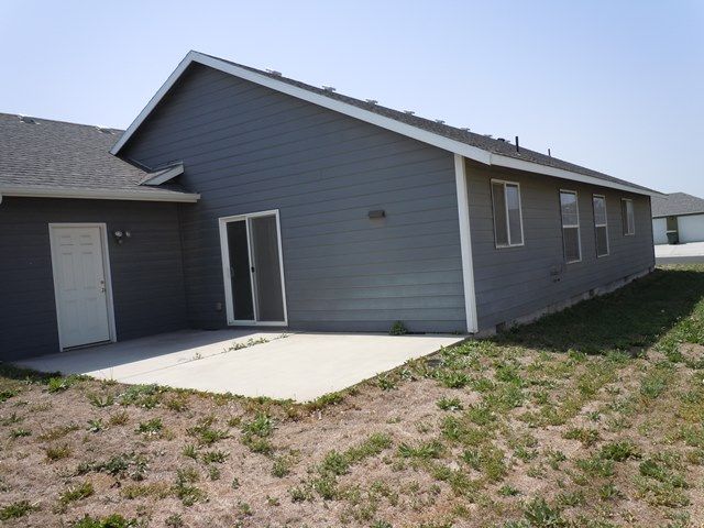 696 W Pheasant Ave, Hermiston, OR 97838