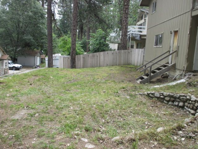 22858 Lupin Ln, Crestline, CA 92325