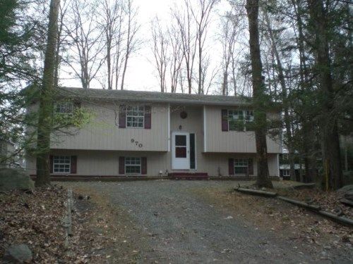 970 Goose Pond Rd, Lake Ariel, PA 18436