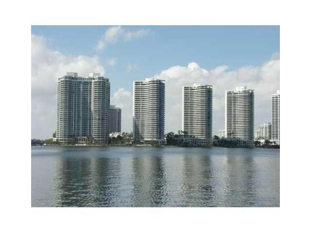 1000 ISLAND BL # 2306, North Miami Beach, FL 33160