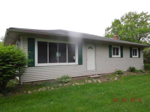 7685 Lovejoy Rd, Byron, MI 48418