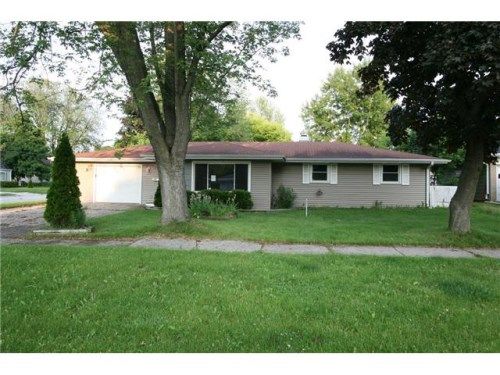 127 S Locust St, Green Bay, WI 54303