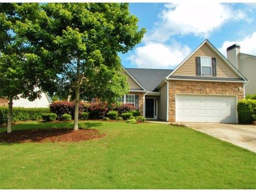 122 Garden Manor Court, Loganville, GA 30052