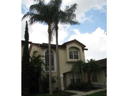 713 NW 109 AV # ., Hollywood, FL 33026