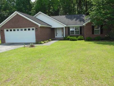 300 Oxford Cir, Rincon, GA 31326